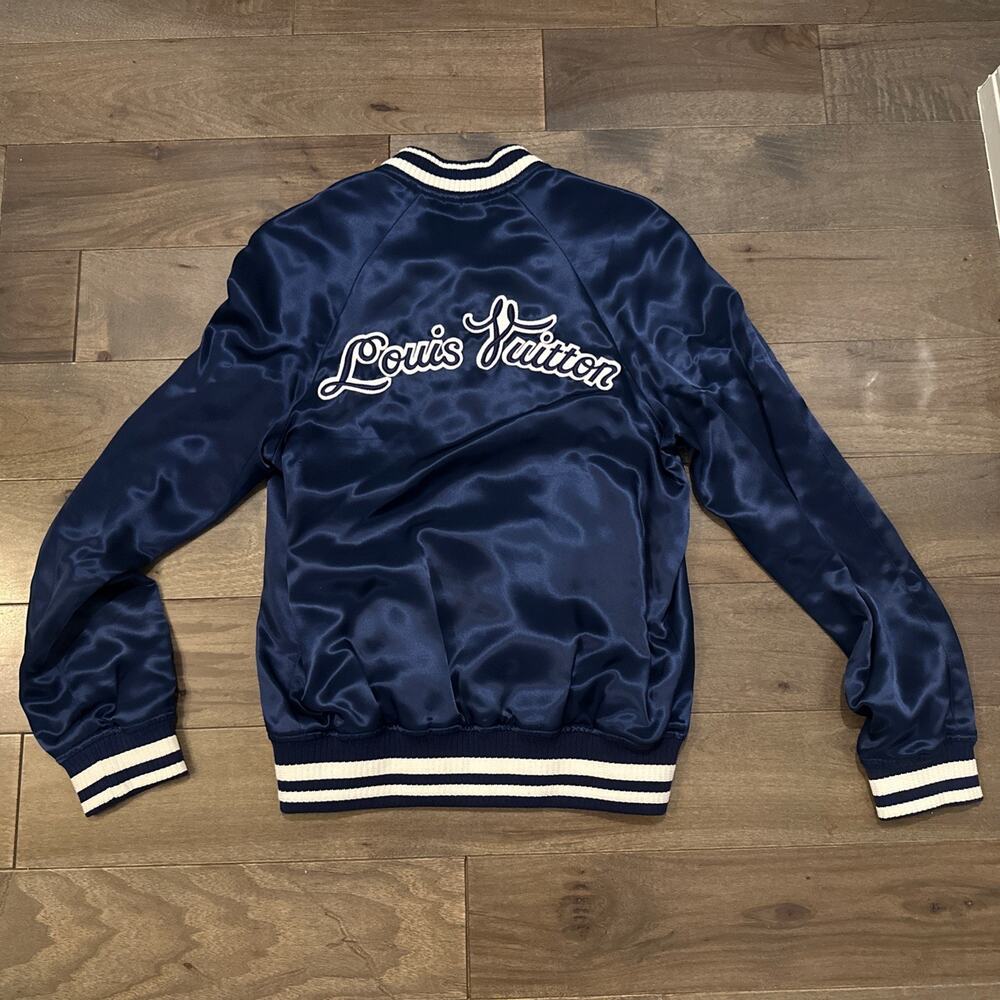 AUTHENTIC LOUIS VUITTON SATIN BOMBER JACKET BLUE RM181Q AIS HDB52W LV SZ 48 S M